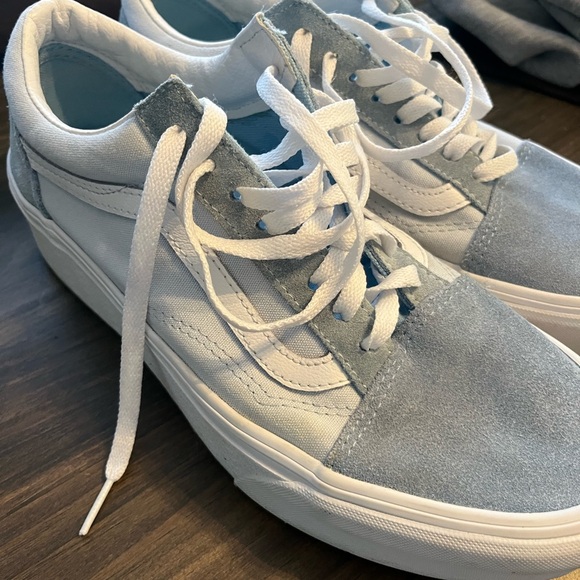 Vans Other - Vans old skool sneakers Blue and White skate shoes. Mens 8.5. Womens 10.